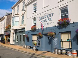 Secret Garden, 34C Clarence Street