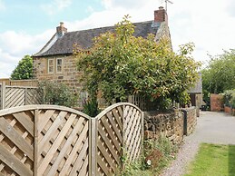 33 Main Road