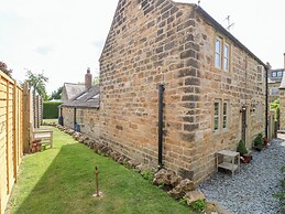 33 Main Road