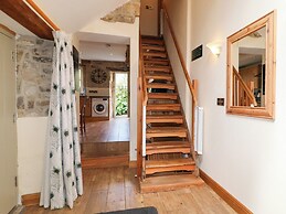 33 Main Road