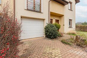 4-bedroom House in Warsaw by Renters