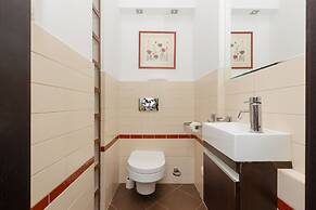 4-bedroom House in Warsaw by Renters