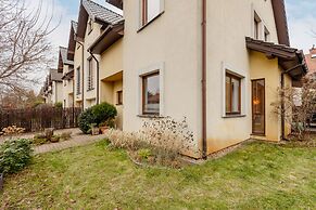 4-bedroom House in Warsaw by Renters