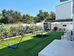 Luxury villa 360 - private heated pool