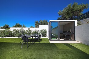 Luxury villa 360 - private heated pool