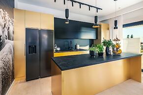 Luxury villa 360 - private heated pool