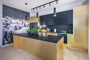 Luxury villa 360 - private heated pool