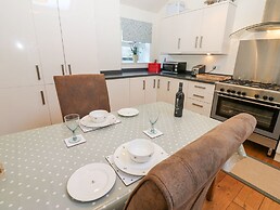 Wellington Lodge Cottage