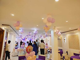 Hotel ELite Millennium City Gurgaon