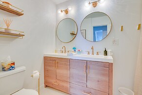 Luxe Waterfront Lake Fenton Home: Decks & Fire Pit