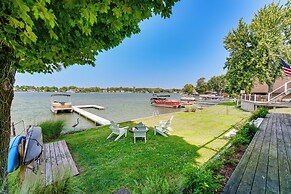 Luxe Waterfront Lake Fenton Home: Decks & Fire Pit