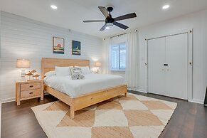 Luxe Waterfront Lake Fenton Home: Decks & Fire Pit