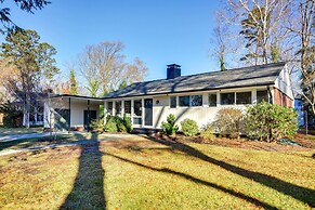 Laptop-friendly Greensboro Home w/ Fireplace!