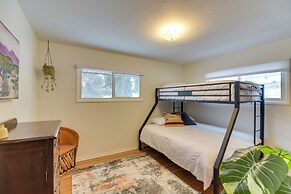 6 Mi to Staunton State Park: Conifer Home w/ Deck