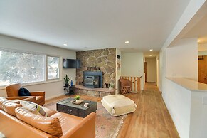 6 Mi to Staunton State Park: Conifer Home w/ Deck