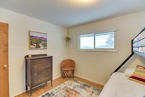 6 Mi to Staunton State Park: Conifer Home w/ Deck
