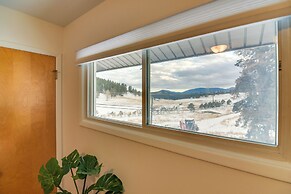 6 Mi to Staunton State Park: Conifer Home w/ Deck