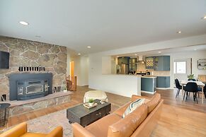 6 Mi to Staunton State Park: Conifer Home w/ Deck