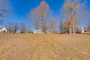 Pet-friendly Emerald Lake Retreat in Charlestown!