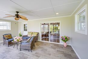 Pet-friendly Emerald Lake Retreat in Charlestown!