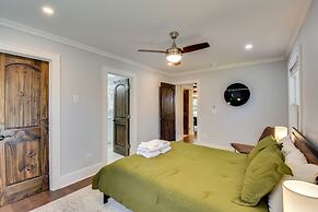 Luxe Highlands Haven w/ Fire Pit + Hot Tub!