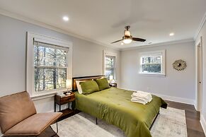 Luxe Highlands Haven w/ Fire Pit + Hot Tub!