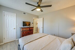 Cozy Fresno Condo w/ Balcony & Pool Access