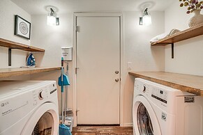 Sierra Vista Home w/ Private Pool & Game Room