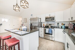 Coastal Virginia Home w/ Private Beach Access!