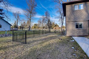 Cecil Vacation Rental: Walk to Shawano Lake!