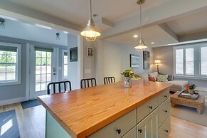 Hidden Charlottesville Home: 4 Mi to Downtown!