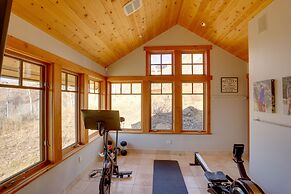 Telluride Mountain Chalet w/ Gym, Hot Tub & Views!