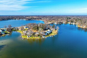 Lakefront Paw Paw Cottage w/ Boats & 2 Docks!