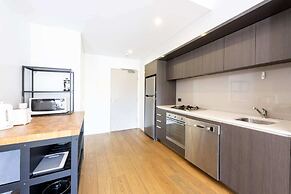 Cozy 1bed Unit in Leafy Carlton - 10 Mins From CBD