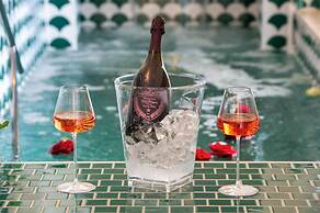 Villa Francesco Luxury Suites