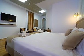 Sir Fundeni Hotel
