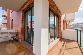 Harmony Deluxe by 3City Rentals