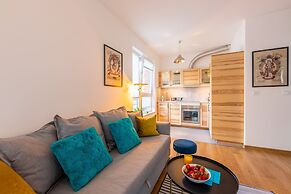 Harmony Deluxe by 3City Rentals