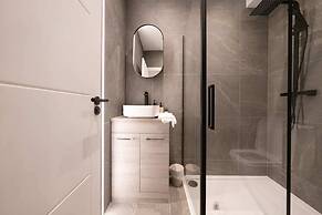 The Battersea Scenery - Elegant 2bdr Flat