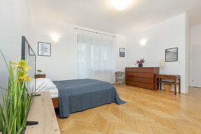 Studio in Warsaw Center by Renters