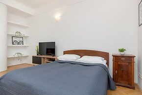 Studio in Warsaw Center by Renters