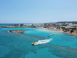 Sanders Florida - Dreamy 1-bdr Apt w Sea View