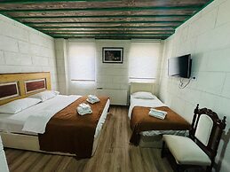 Kastorya Cave Hotel