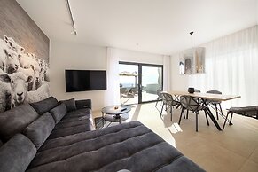 Luxury villas Sunrise & Sunset