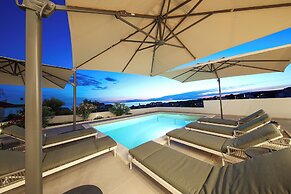 Luxury villas Sunrise & Sunset