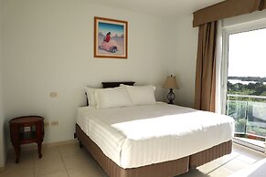 Captivating 2-bed Apartment in Maho