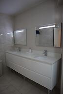 Captivating 2-bed Apartment in Maho