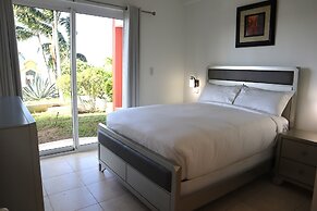 Captivating 2-bed Apartment in Maho