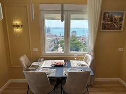 Royal Seaview Heaven