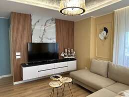 Royal Seaview Heaven